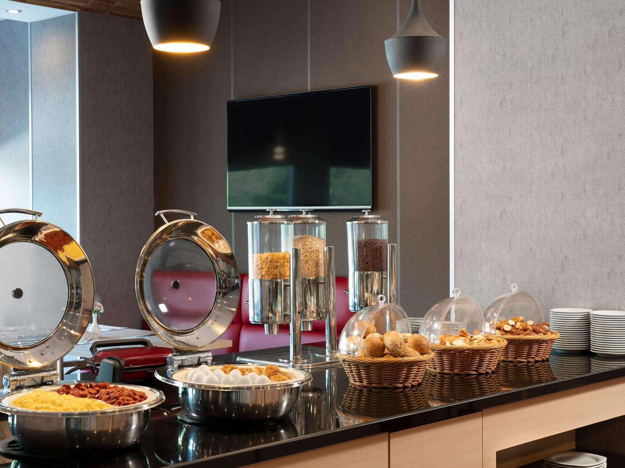 Ibis Eskişehir Exteriör bild